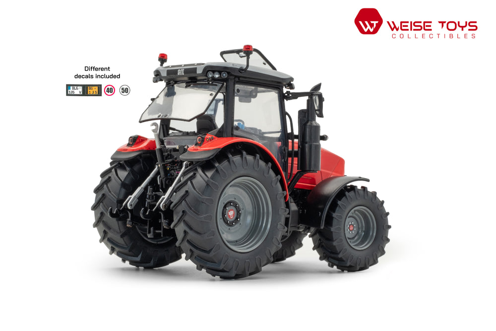 Een rode Same Virtus 135 RVshift miniatuur tractor in schaal 1:32 van het merk Weise Toys
