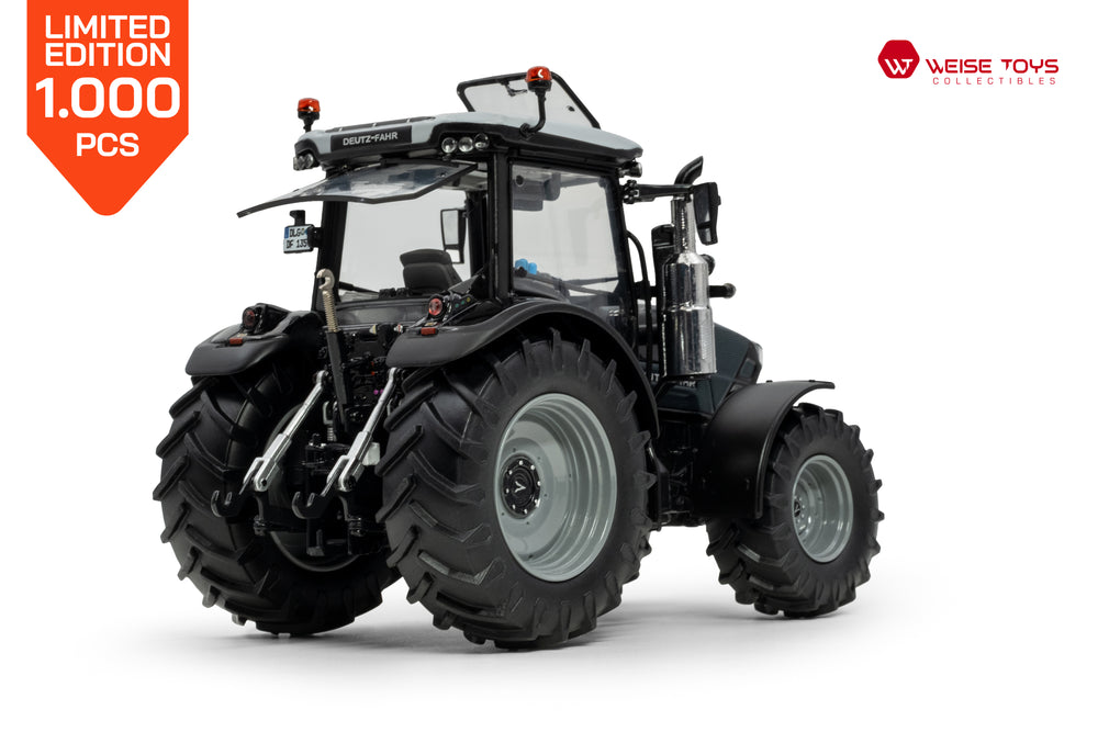 Deutz-Fahr 6135 C TTV Warrior miniatuur tractor in de kleur Black in schaal 1:32 van het merk Weise Toys