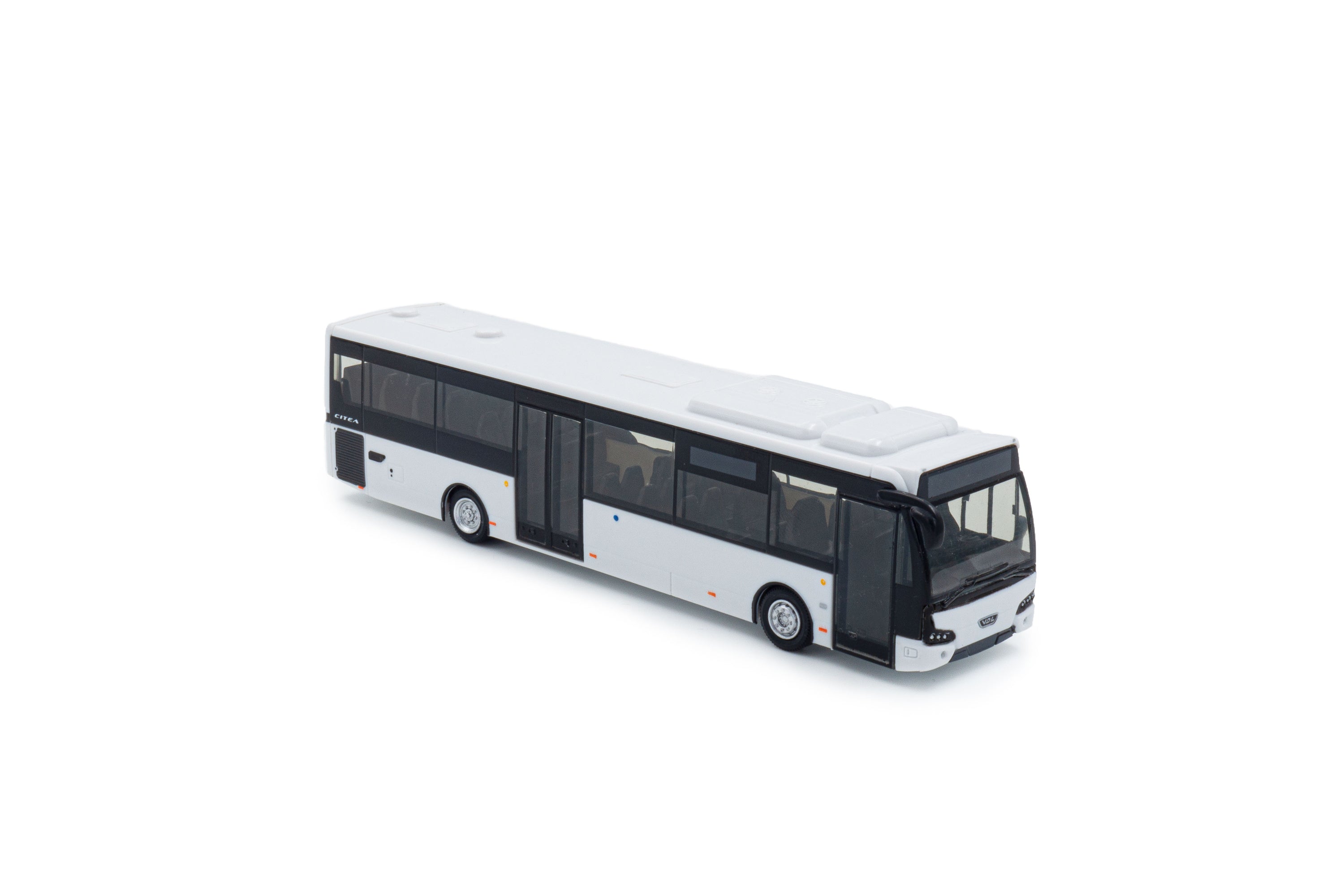 Zij/vooraanzicht van een witte VDL Citea LLE miniatuurbus in de schaal 1:87 van het merk Holland Oto