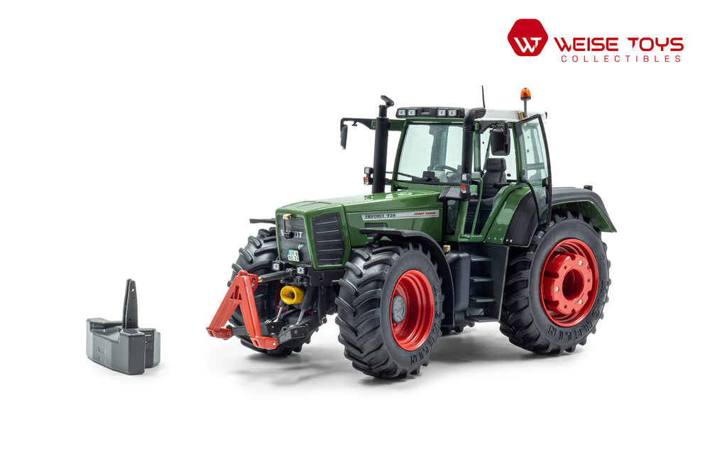 Groene Fendt Favorit 926 Vario generation 1 miniatuur tractor in schaal 1:32