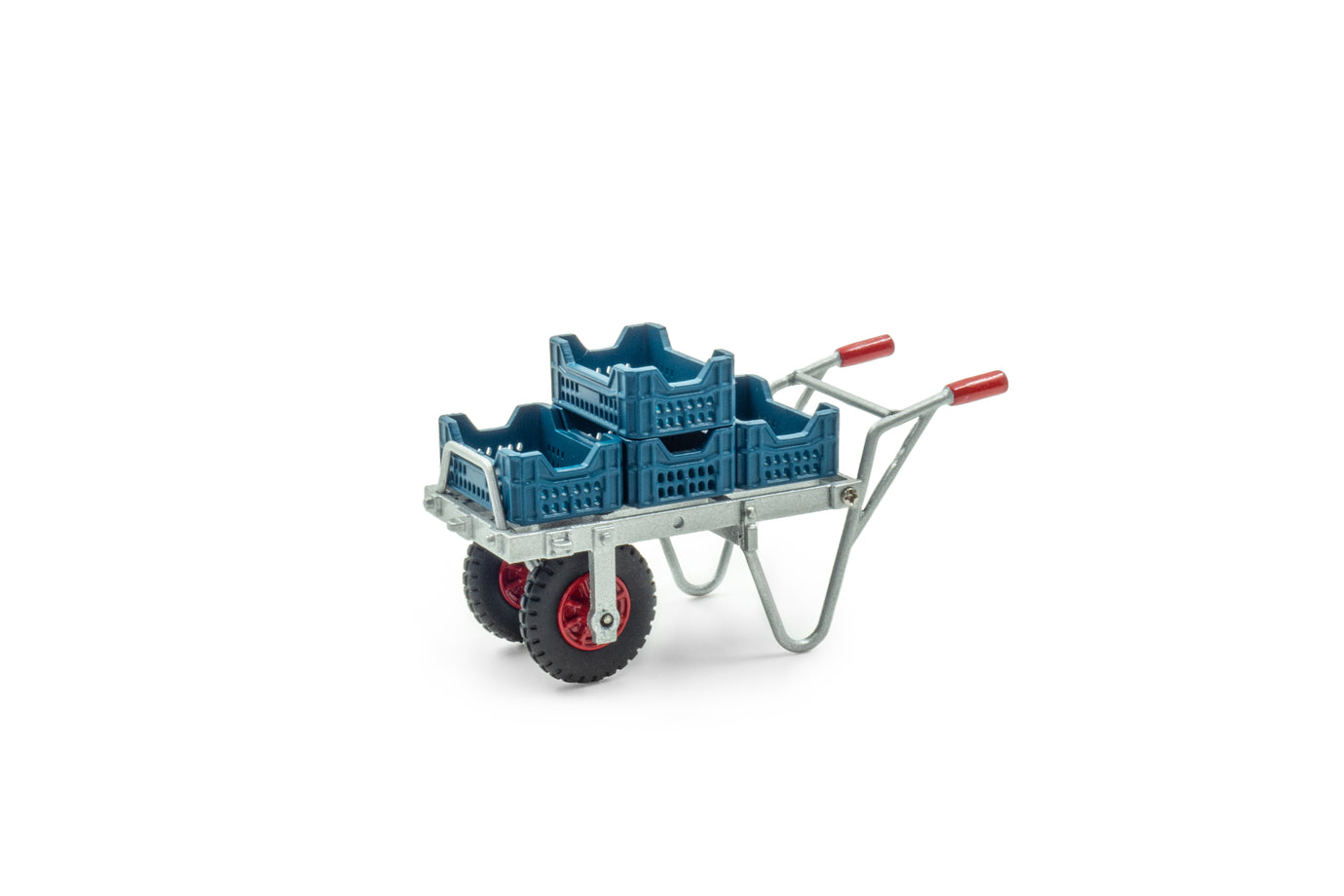 miniatuur Kruiwagen met 4 aspergekratten in schaal 1:32 van het merk Universal Hobbies