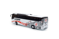 zij/achteraanzicht van een witte VDL Futura miniatuur bus in de schaal 1 op 50 in Kopf - winterthur uitvoering. 