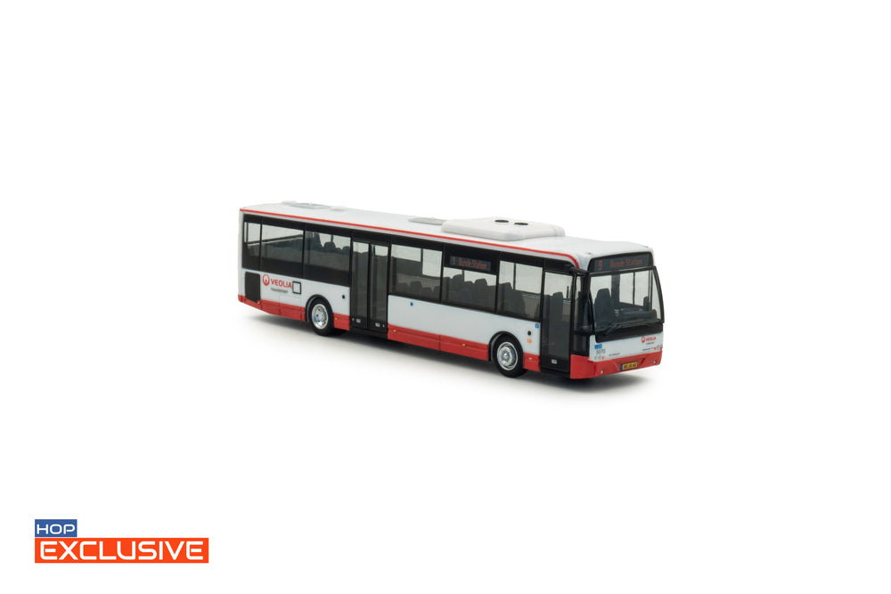Witte VDL ambassador miniatuurbus/schaalmodel met rode streep aan onderzijde in schaal 1:87 in de uitvoering van Veolia. Lijn 9 bestemming Bunde Station.