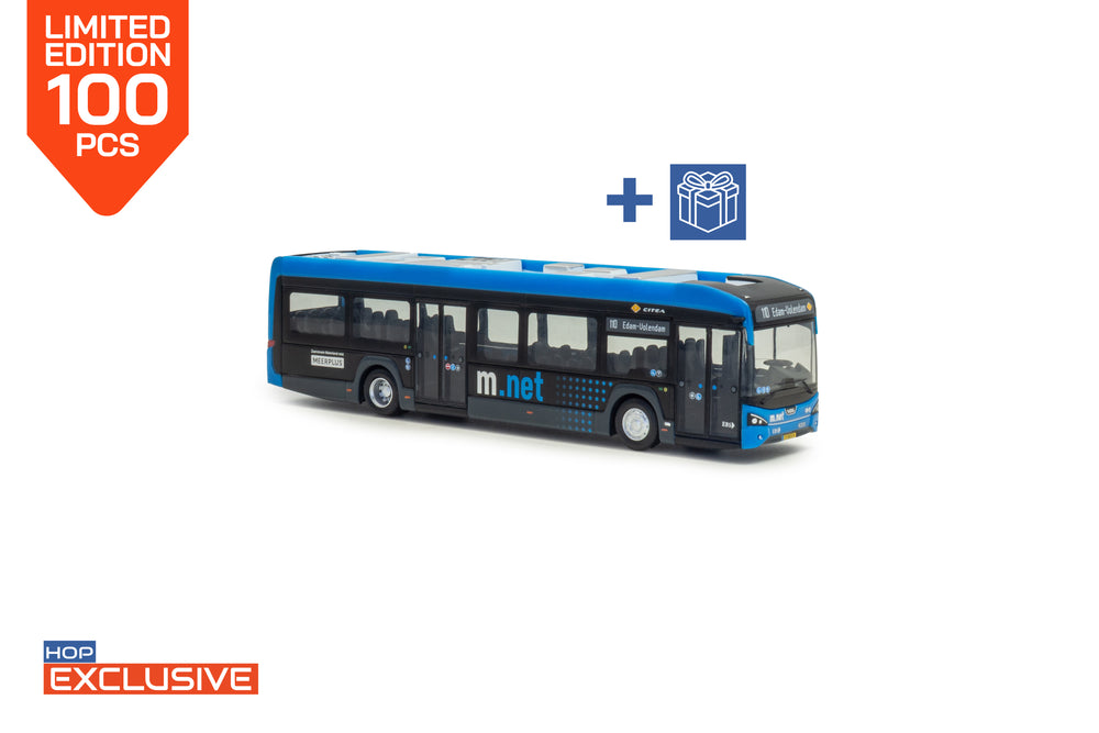 Gelimiteerde oplage van 100 stuks van een Blauwe VDL Citea LF-122 miniatuurbus in schaal 1:87 in de uitvoering M.net. Lijn 110 Edam-Volendam. 
Inclusief Holland Oto cadeau. Het gaat om een Hop Exclusive model dat enkel verkrijgbaar is bij Holland Oto