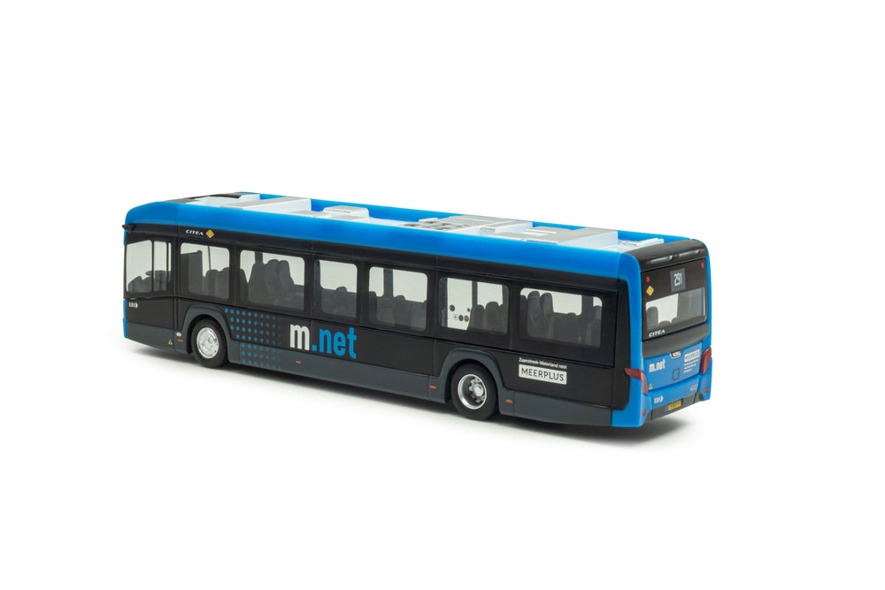 Achteraanzicht van een blauwe VDL Citea LF-122 miniatuurbus in schaal 1:87 uitvoering M.net bestemming 291 Amsterdam Centraal