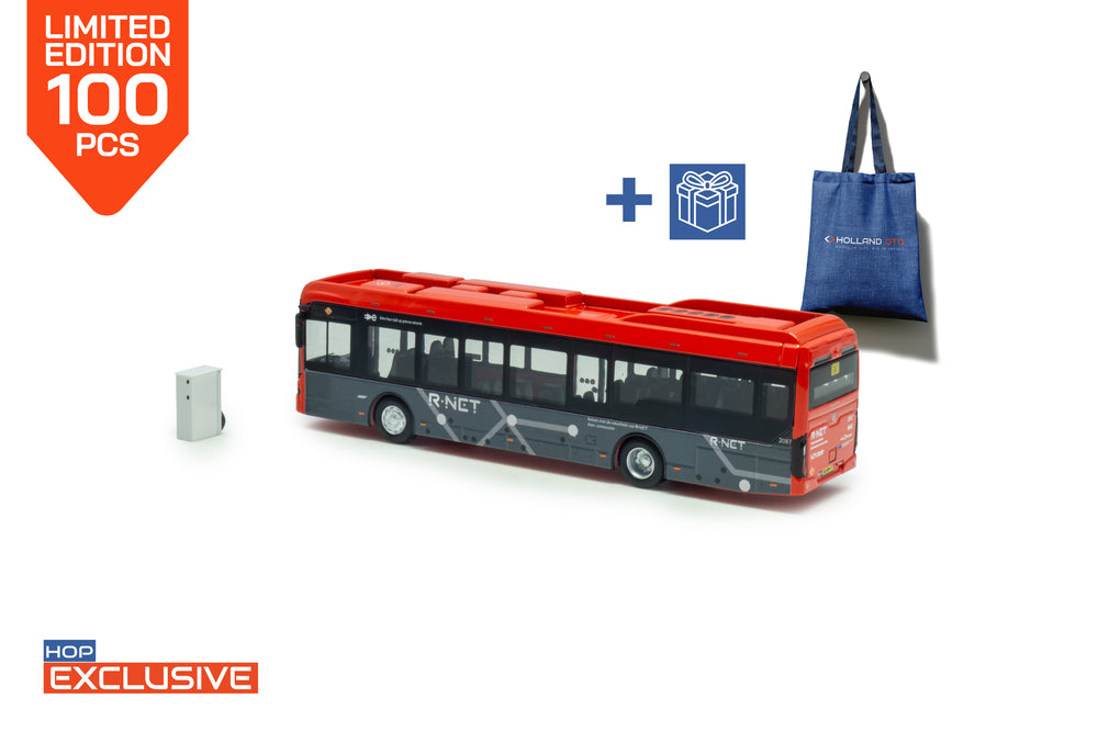 Rode Ebusco 2.2 miniatuurbus in schaal 1:87 van het merk Holland Oto. In de uitvoering van R-Net lijn 341 schiphol airport. gelimiteerde oplage van 100 stuks. HOP Exclusive item