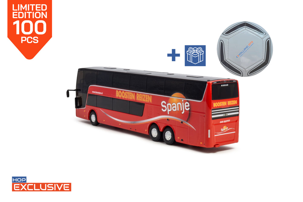 Een rode Hop exclusive schaalmodel van de Van hool Astromega TX in de uitvoering van Boosten Reizen in de schaal 1:87